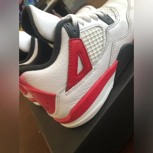 JORDAN 4 RETRO (PS) NEW - Picture 6 of 12